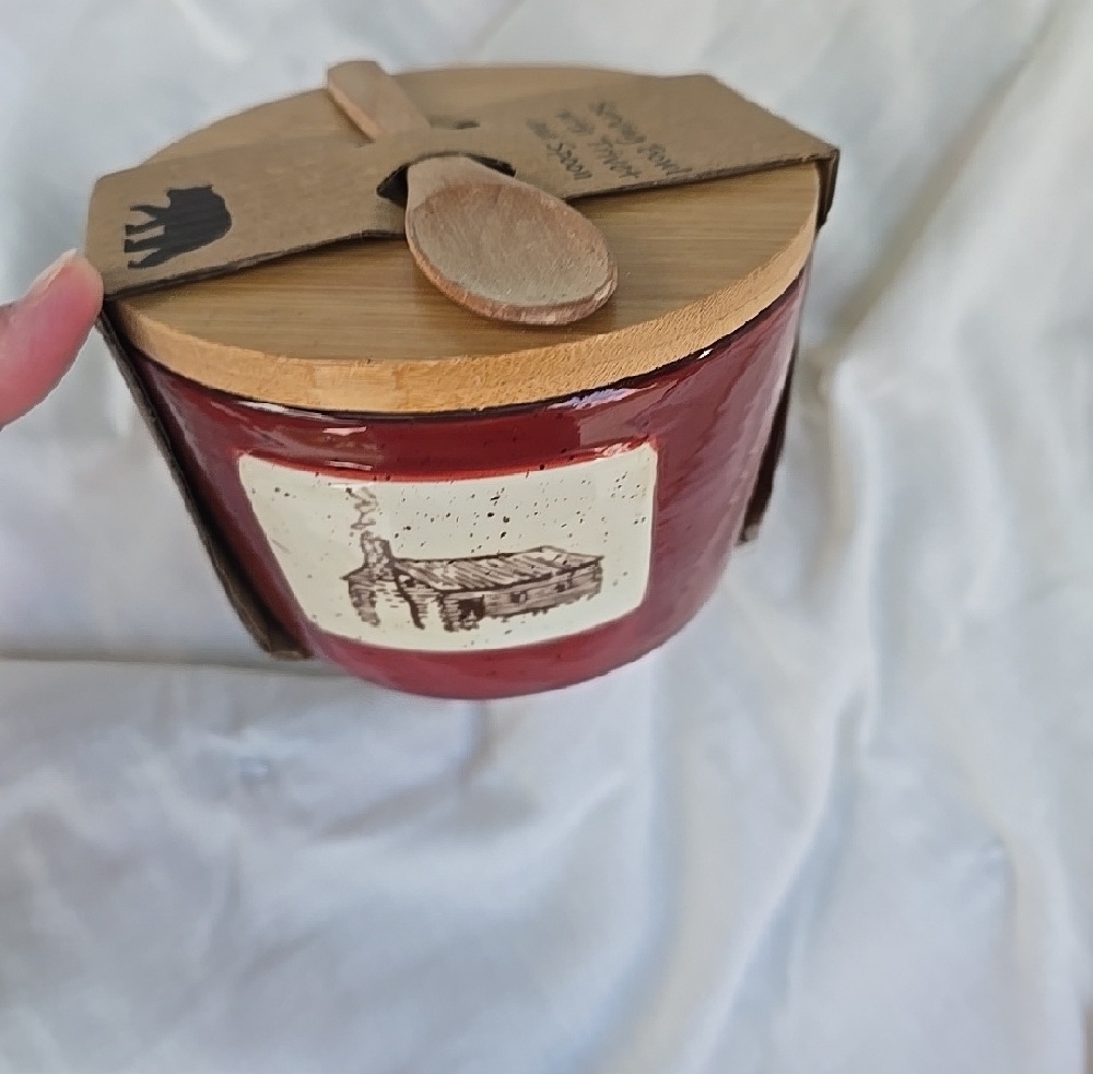 Serving Bowl With Trivet & Spoon Rustic Ceramic Bowl with Cabin Sketch - Picture 4 of 6
